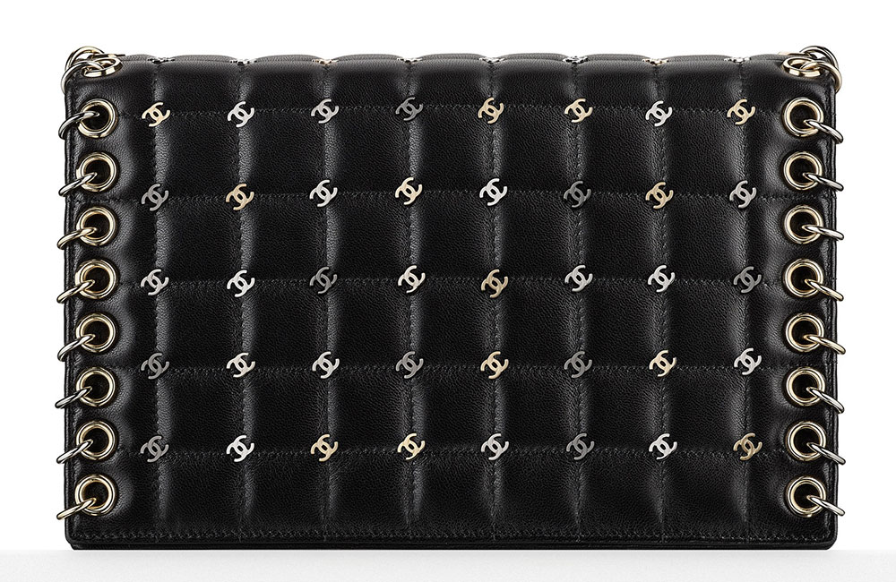 Chanel-Signature-Studded-Clutch-6700