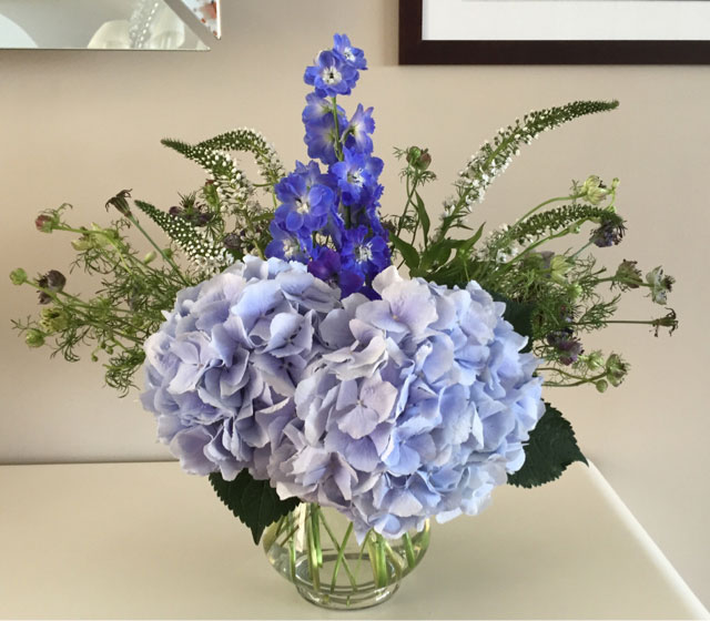 Hydrangea-Floral-Arrangement