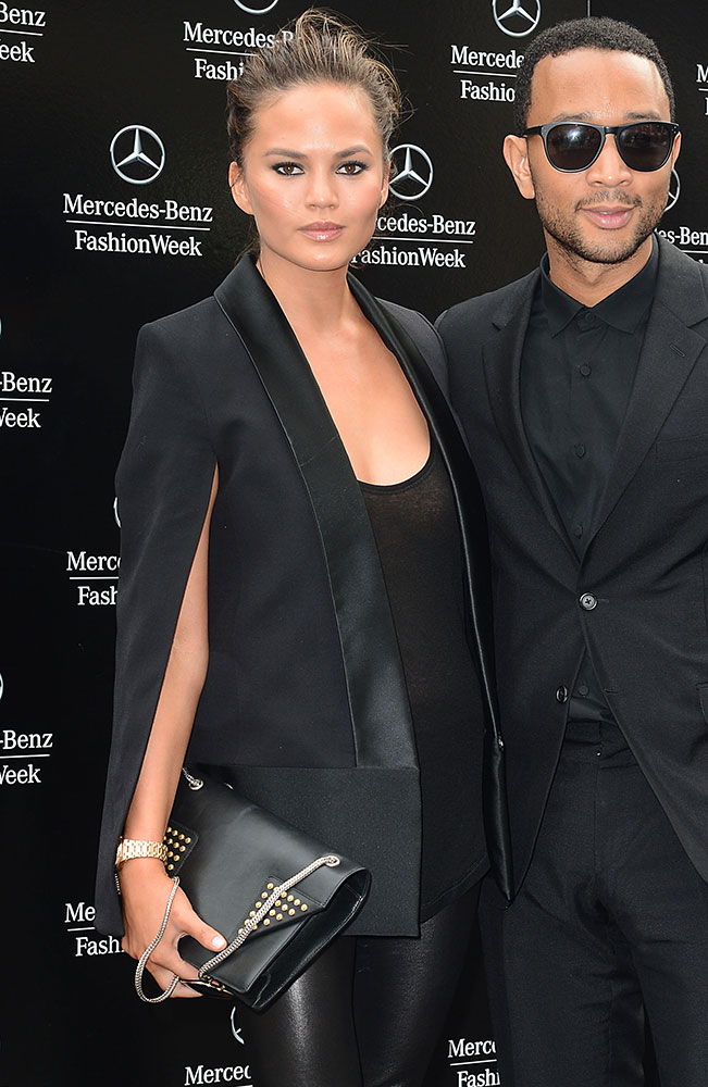 Chrissy-Teigen-Saint-Laurent-Betty-Bag