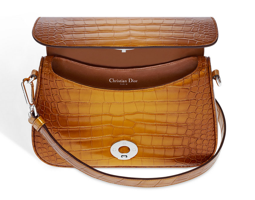 Christian-Dior-Dune-Bag-Small-Graded-Alligator-Inside