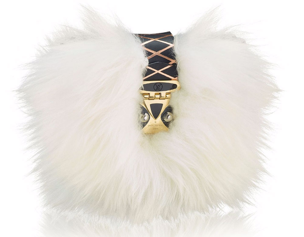 Louis-Vuitton-Petite-Malle-Sheepskin-Clutch