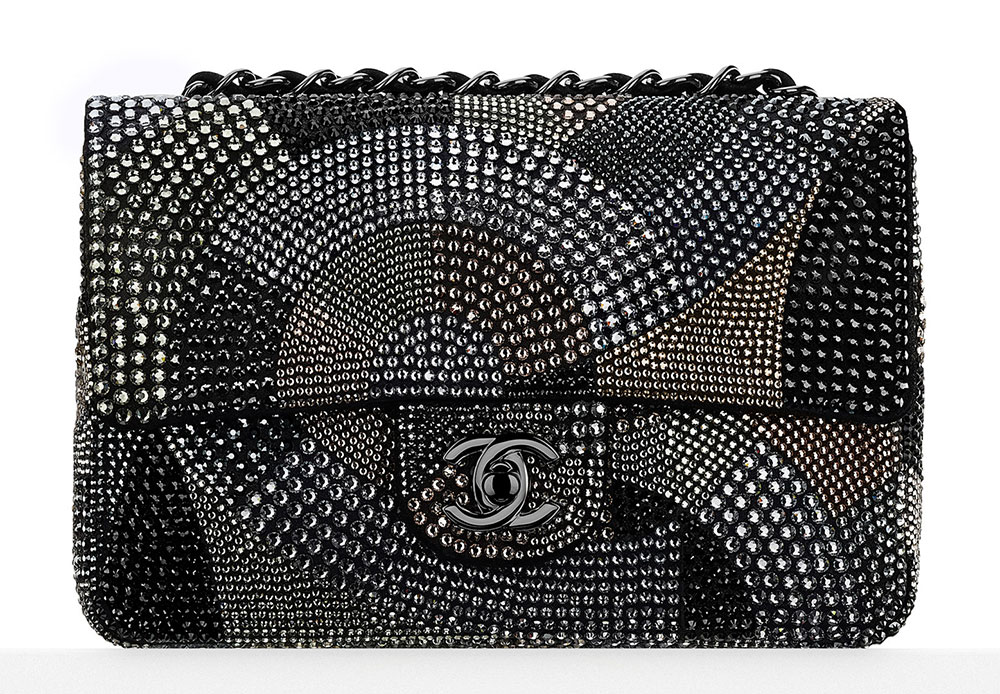 Chanel-Strass-Flap-Bag