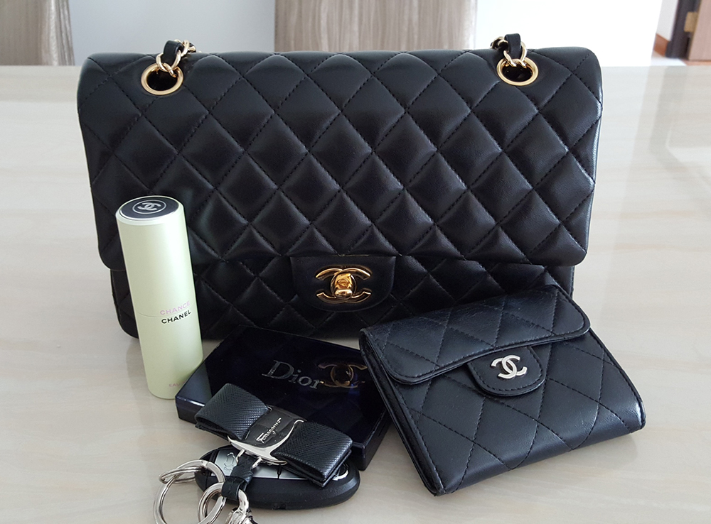 Chanel-Classic-Flap-Inside-the-Bag