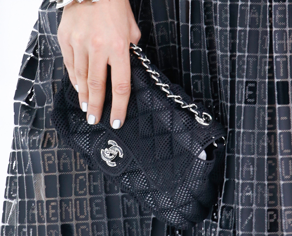 Chanel-Spring-2016-Bags-19