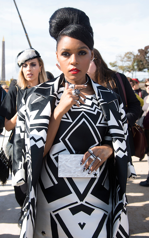 Janelle-Monae-Edie-Parker-Jean-Stars-Clutch