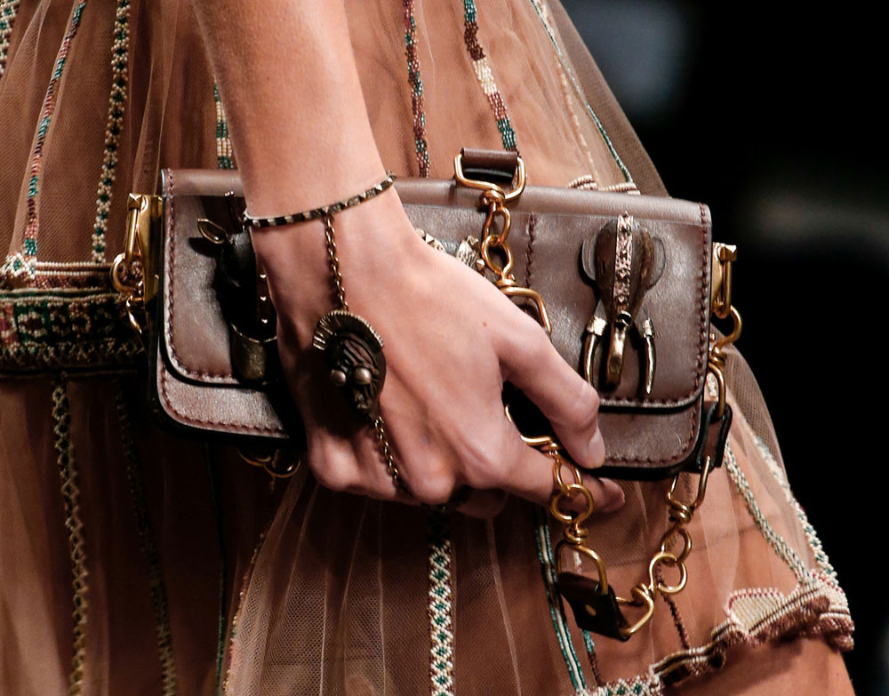 Valentino-Spring-2016-Bags-2