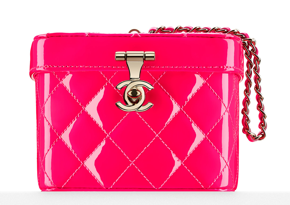 Chanel-Patent-Makeup-Case-Minaudiere-3000