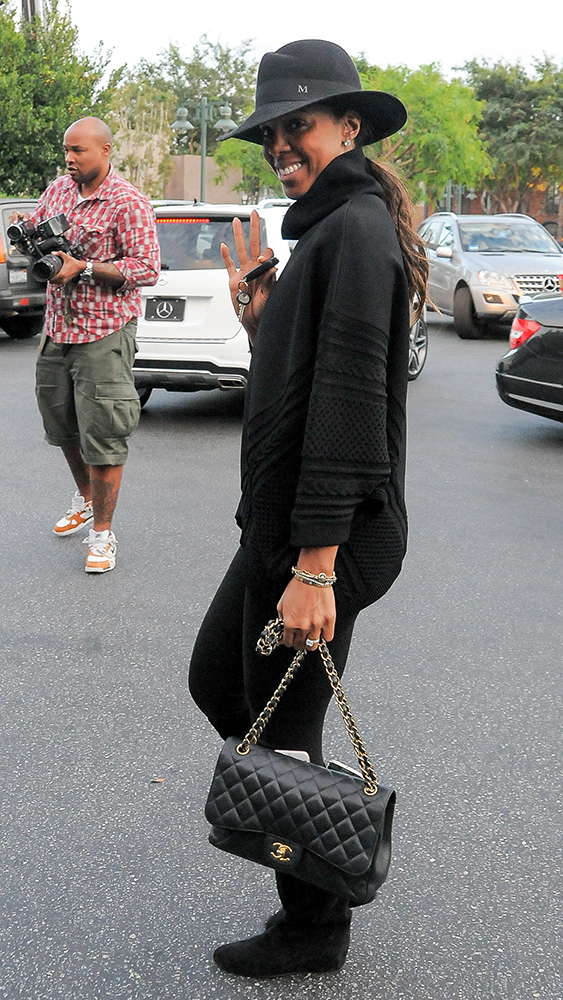 Kelly-Rowland-Chanel-Bags-3