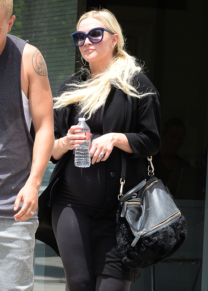 Ashlee-Simpson-Givenchy-Shearling-Pandora-Bag