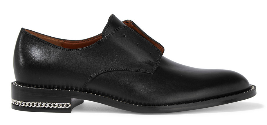 Givenchy Rosanna Chain-Trimmed Brogues in Black Leather