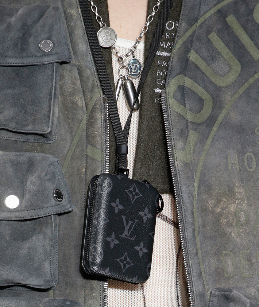 Louis Vuitton Debuts New Monogram Eclipse Print at Men&#39;s Fall 2016 Show - PurseBlog