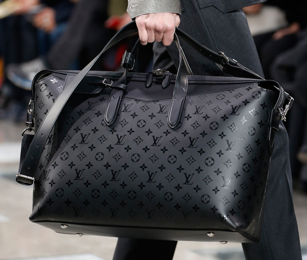 Black Lv Bag Mens