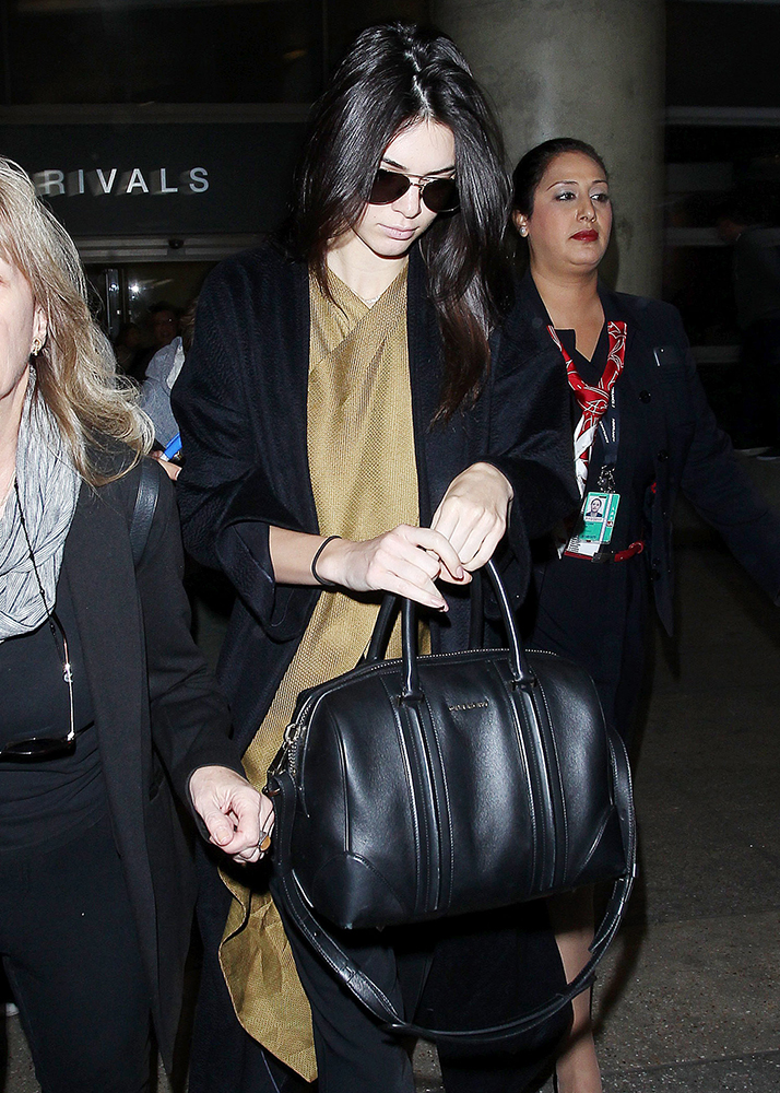 Kendall-Jenner-Givenchy-Lucrezia-bag