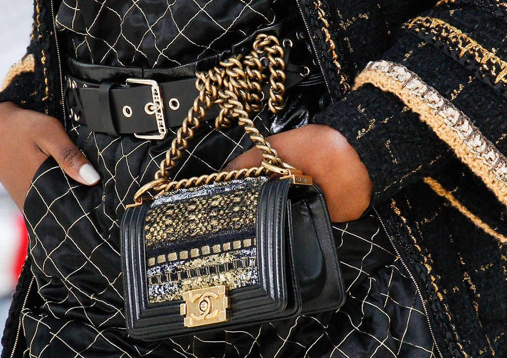 Chanel-Fall-2016-Bags-16