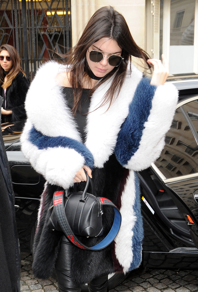 Kendall-Jenner-Givenchy-Lucrezia-Mini-Bag