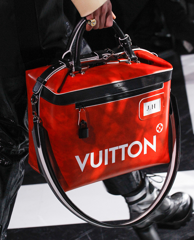Louis-Vuitton-Fall-2016-Bags-18
