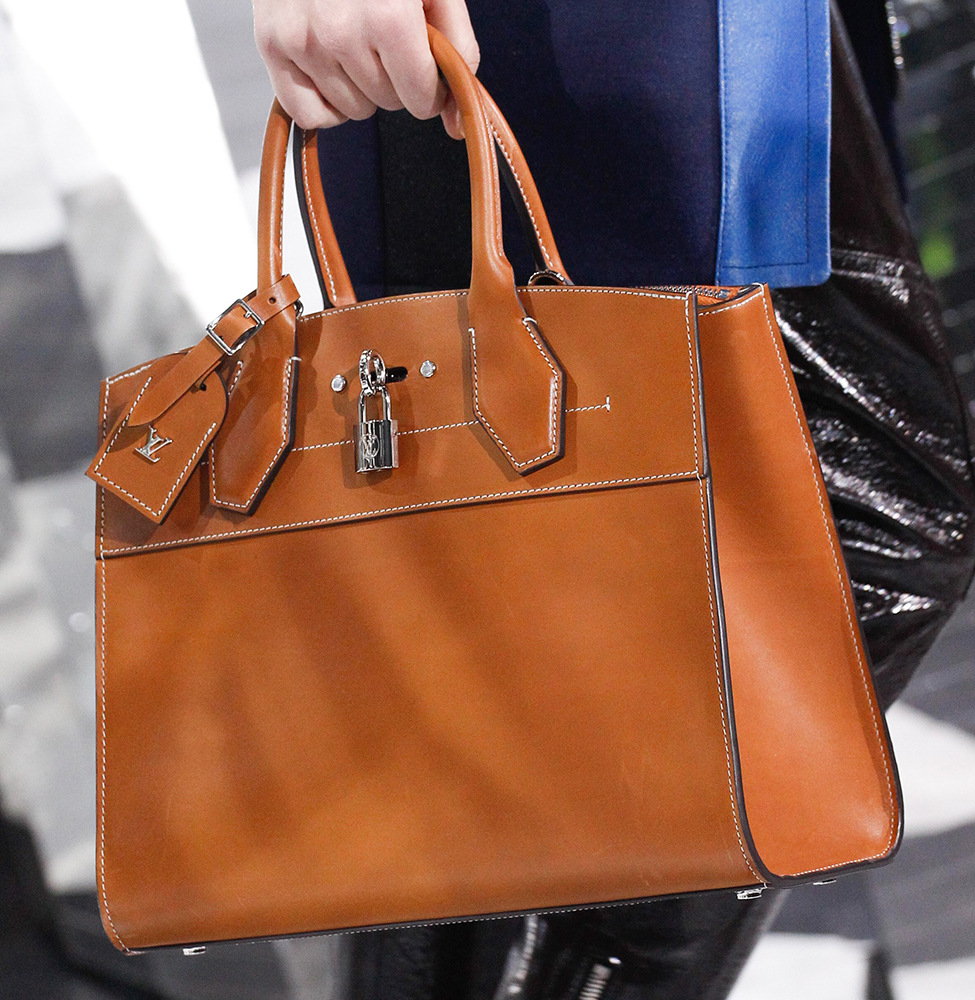 Louis-Vuitton-Fall-2016-Bags-34
