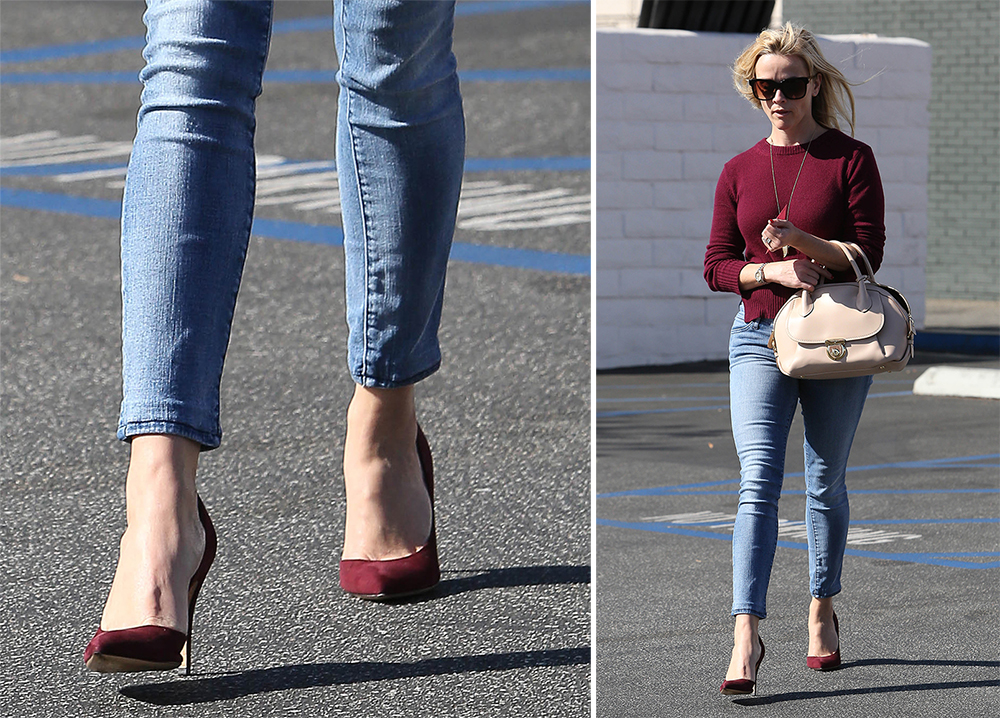 Reese-Witherspoon-Charlotte-Olympia-Lady-is-a-Vamp-dOrsay-Pumps