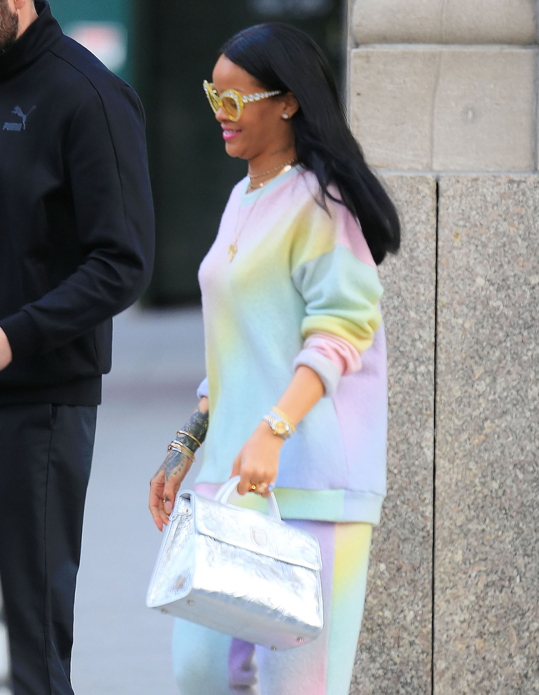 Rihanna-Dior-Diorever-Tote