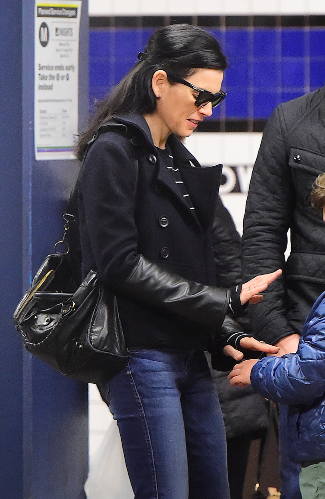 What Kind Of Purse Does Juianna Margolis Carry In The Good Wife | this week celebs like the pricey birkins pale pink and What Kind Of Purse Does Juianna Margolis Carry In The Good Wife | this week celebs like the pricey birkins pale pink and