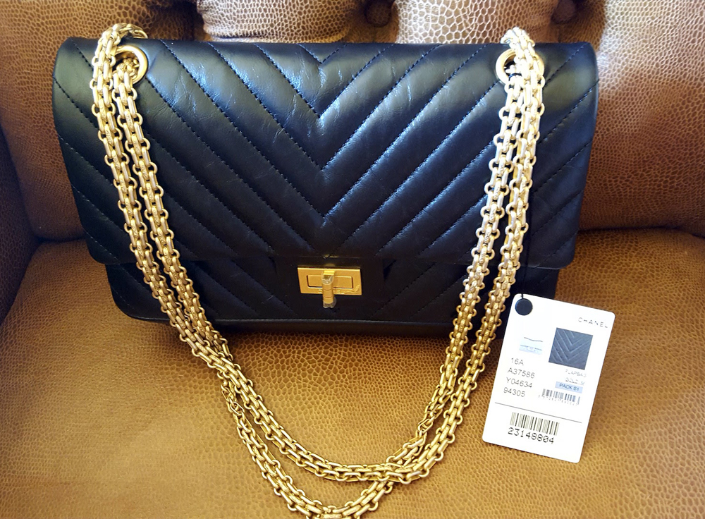 Chanel-255-Chevron-Flap-Bag