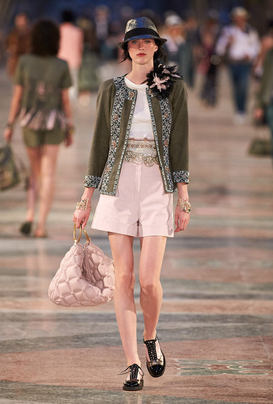 Chanel Cruise 2016:17 Cuba 6