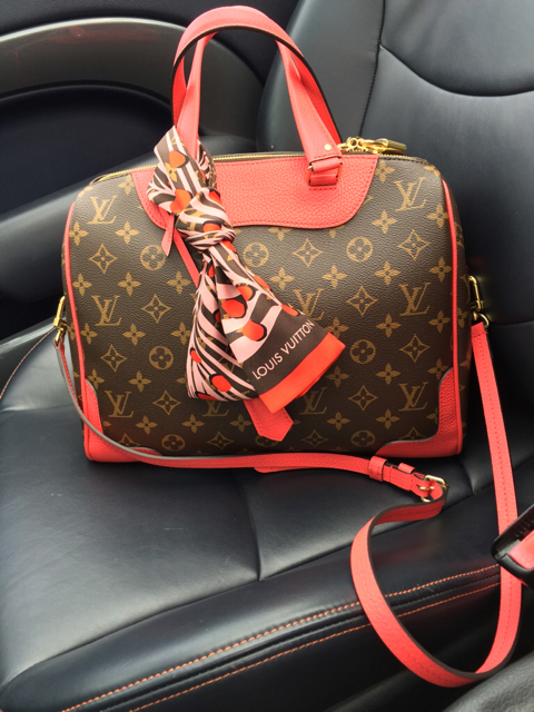 tPf Member: Miss_chiff, Bag: Louis Vuitton Retiro Bag, Shop: $2,100 via Louis Vuitton 