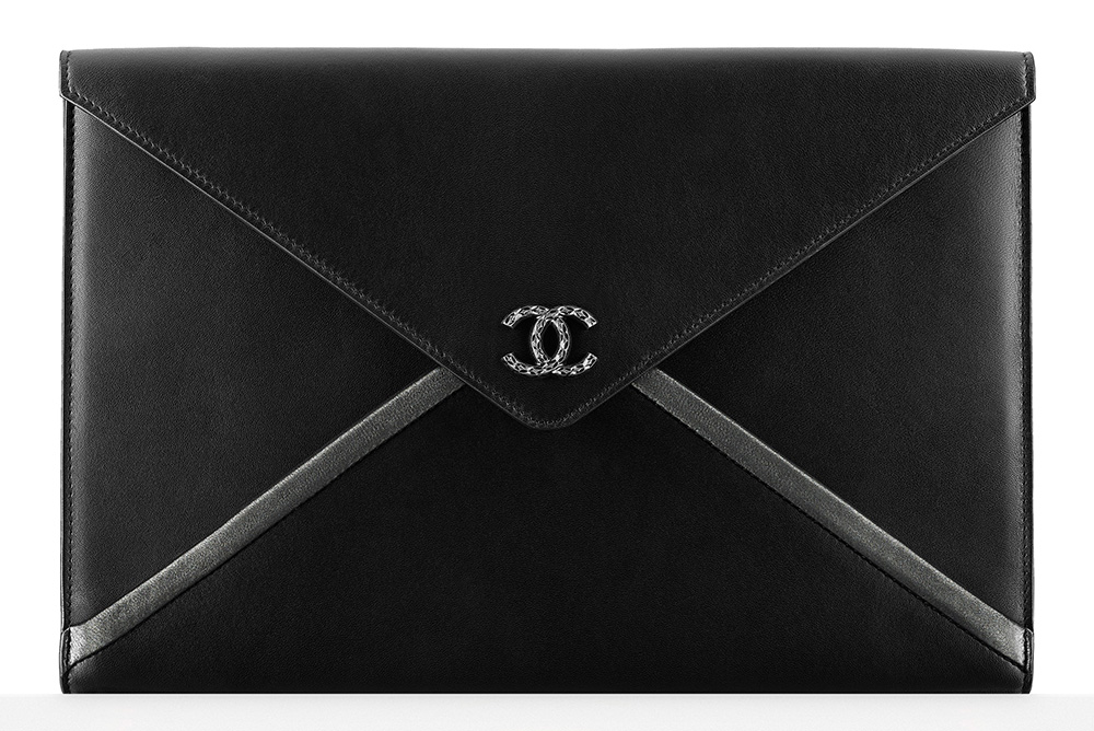 Chanel-Envelope-Pouch-1425