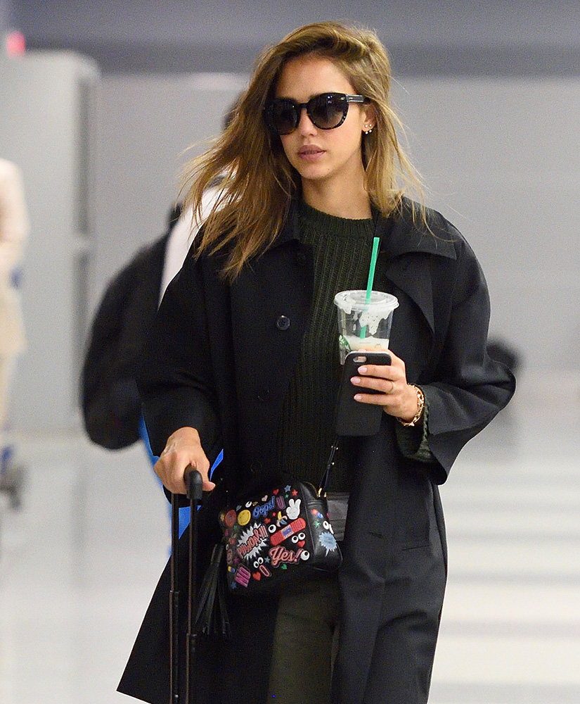 Jessica-Alba-Anya-Hindmarch-Wink-Stickers-Crossbody