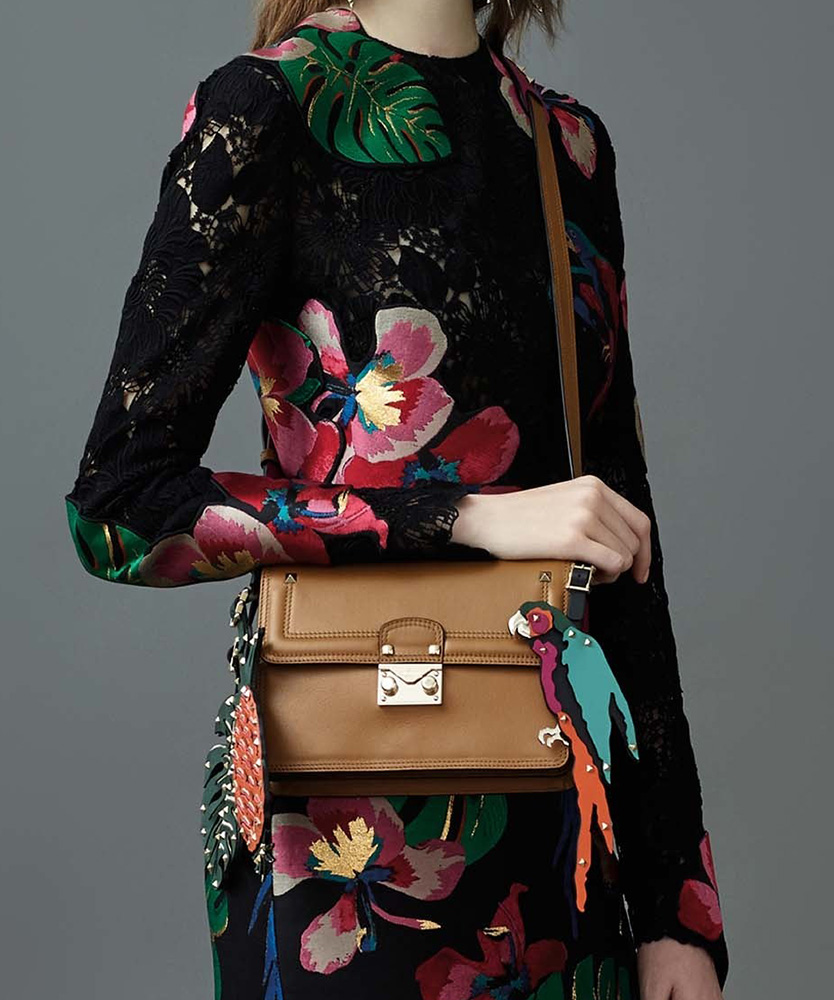 Valentino-Resort-2016-Bags-2