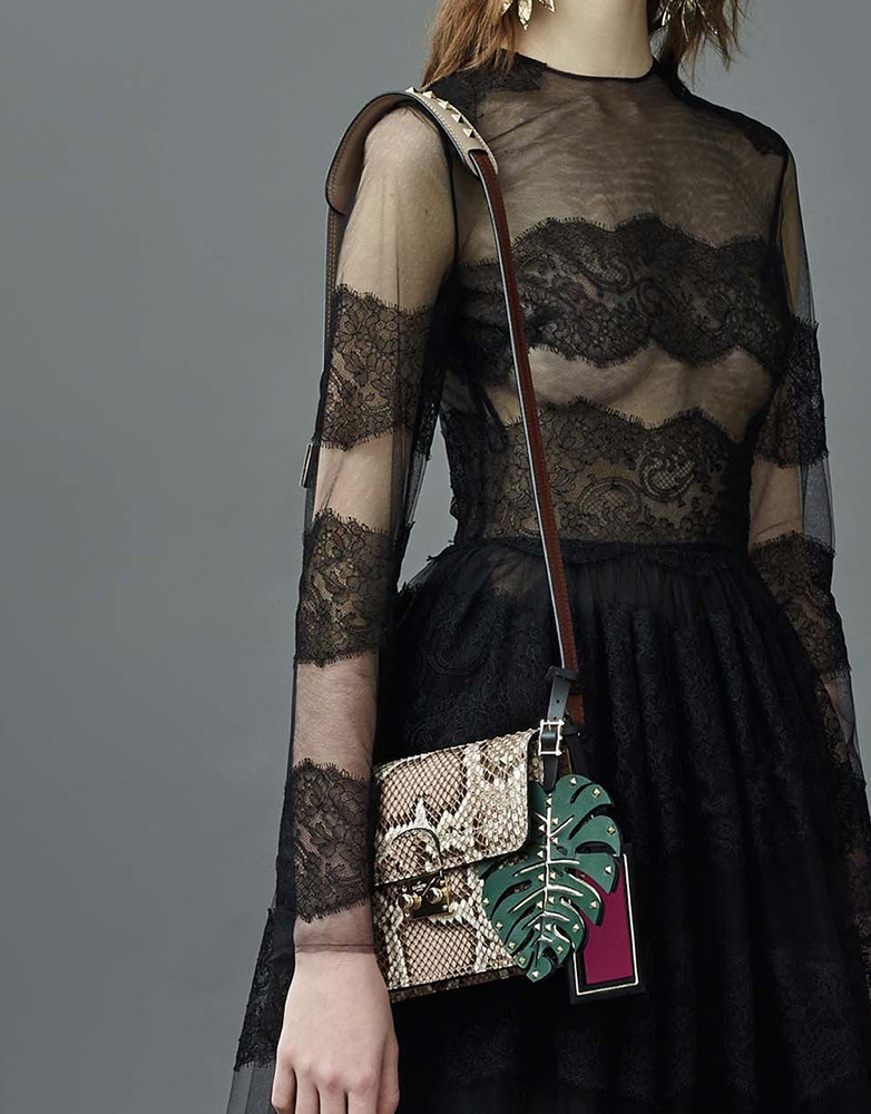 Valentino-Resort-2016-Bags-6