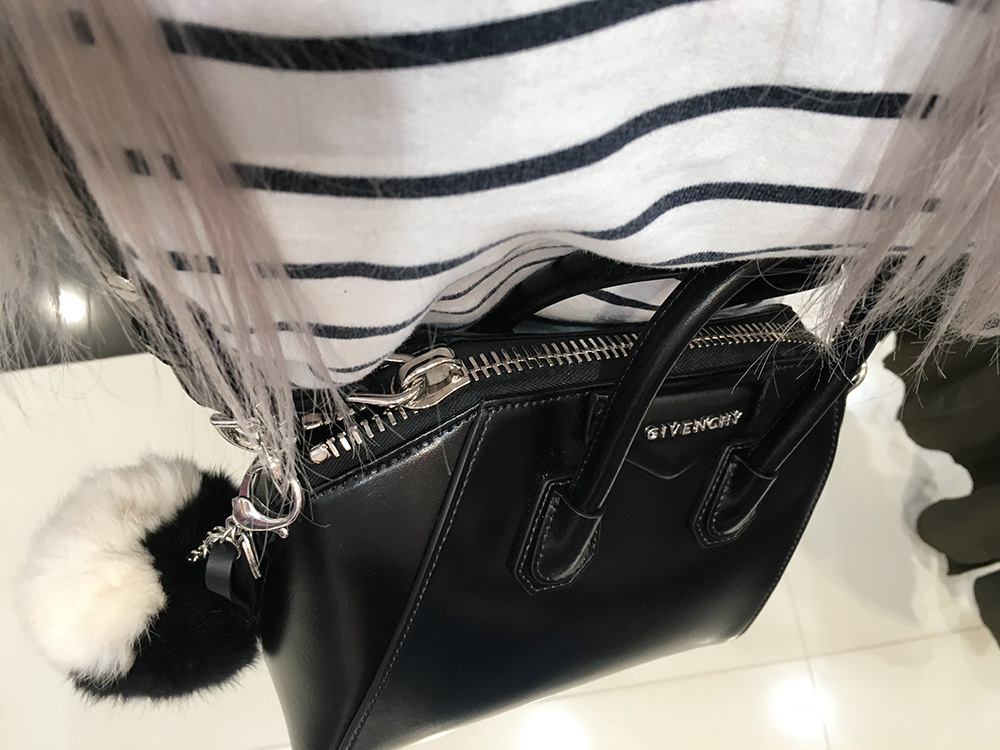 tPF Member: an.grzywniak Bag: Givenchy Antigona Mini Leather Satchel Bag Shop: $1,750 via Neiman Marcus 