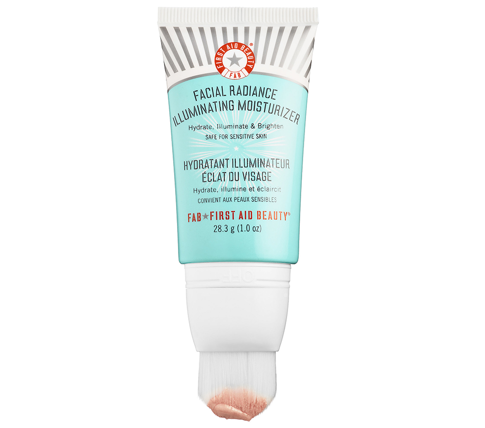 First Aid Beauty Facial Radiance Illuminating Moisturizer