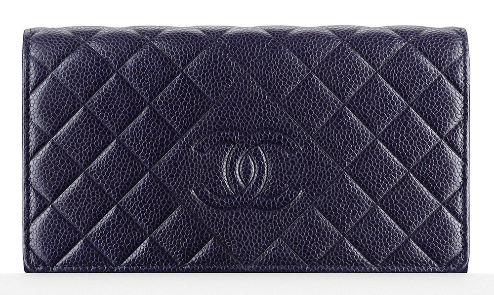 Chanel-Flap-Wallet-Navy-900