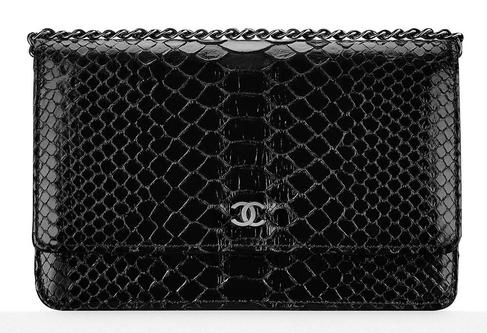Chanel-Python-Wallet-On-Chain-4200