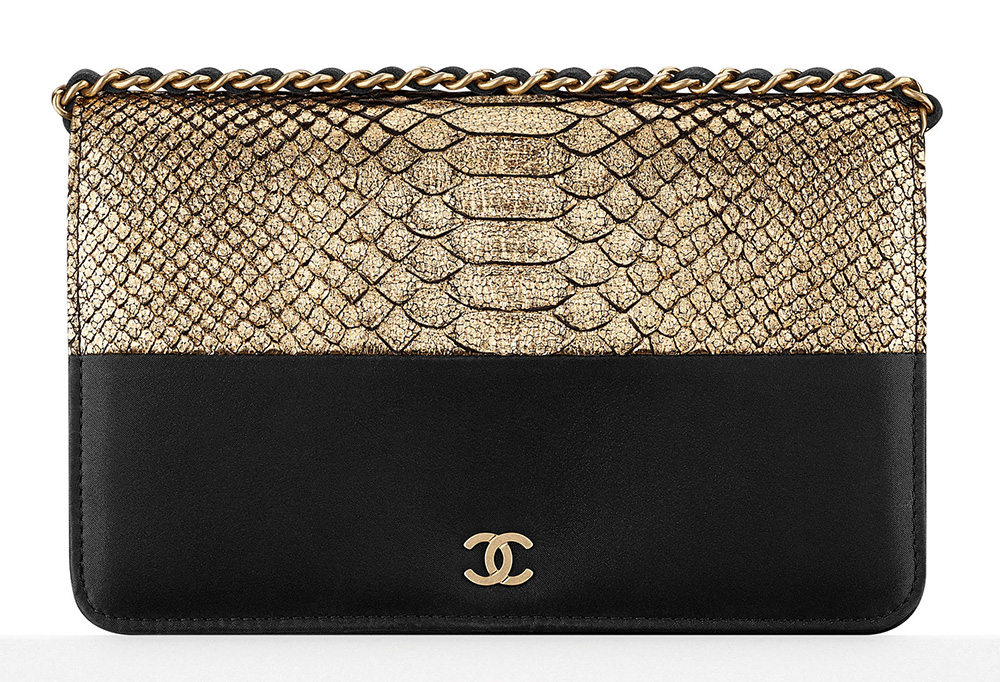 Chanel-Python-Wallet-on-Chain-Bag