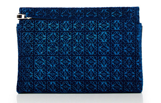 Loewe-T-Large-Velvet-Pouch