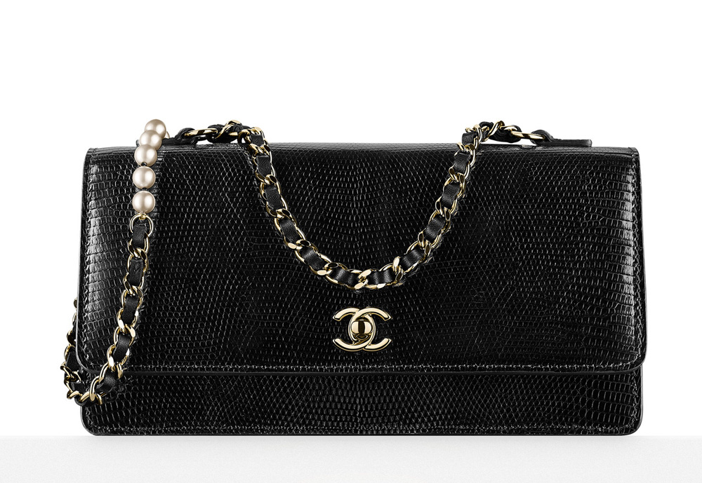 chanel-lizard-and-pearl-flap-bag-5200