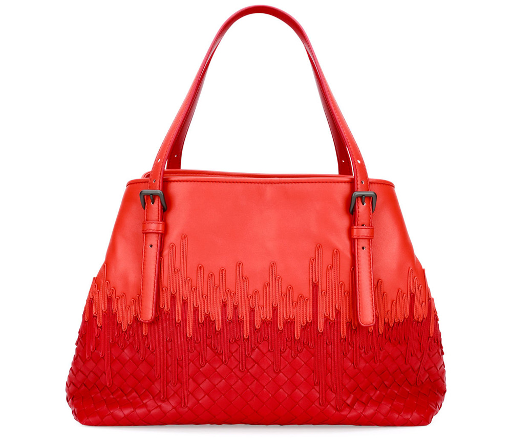 bottega-veneta-flow-wave-tote