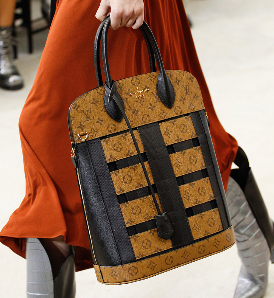 Louis Vuitton Launched New Bag Styles (Plus an Awesome iPhone Case) on Its Spring 2017 Runway ...