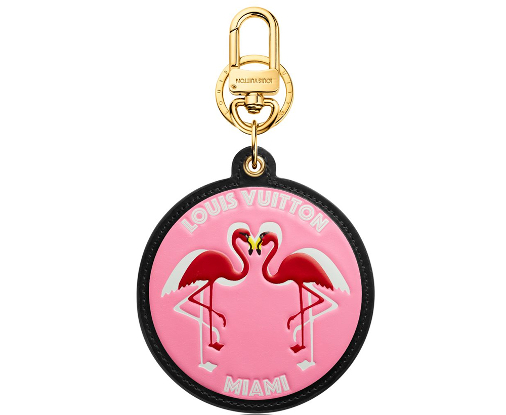 louis-vuitton-world-tour-bag-charm-and-key-holder_2