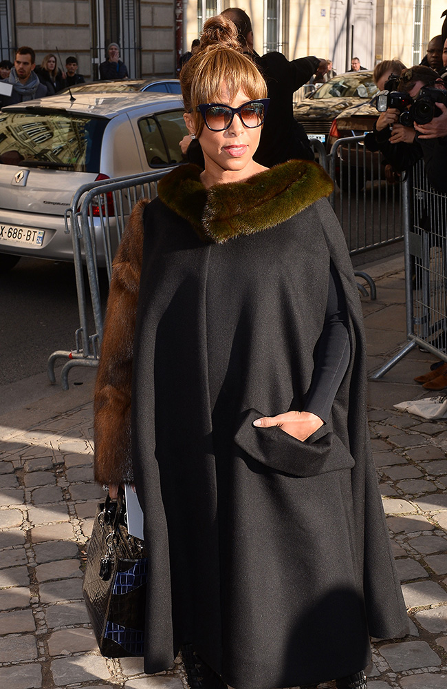 marjorie-harvey-dior-lady-dior-bag-alligator-blue