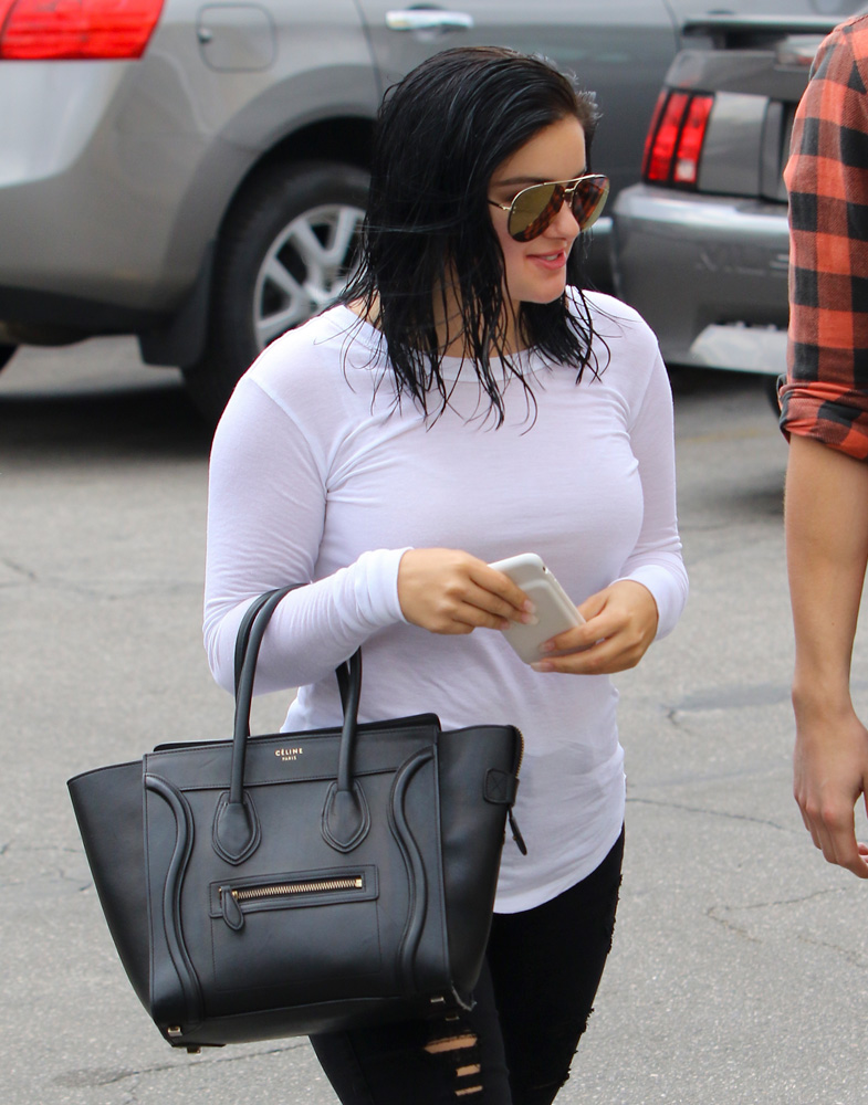 ariel-winter-celine-micro-luggage-tote