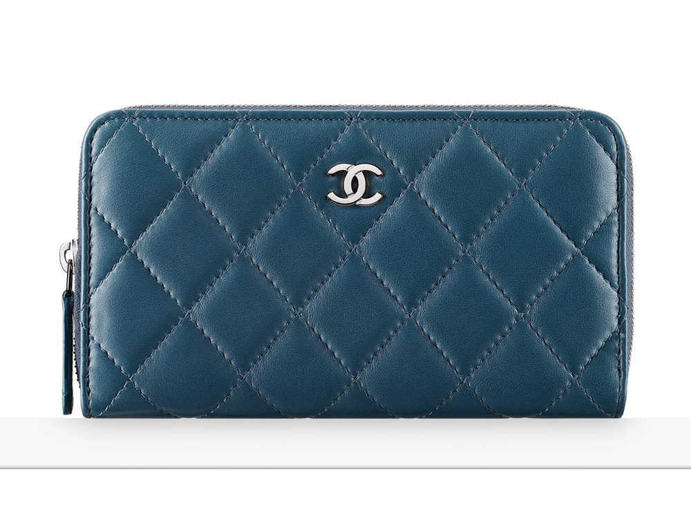 chanel-small-zipped-wallet-blue-700