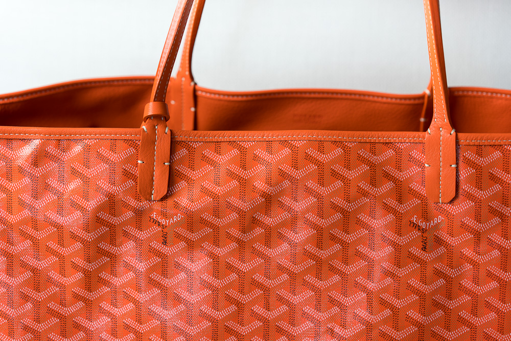 History of the bag: Louis Vuitton Croissant – l'Étoile de Saint Honoré