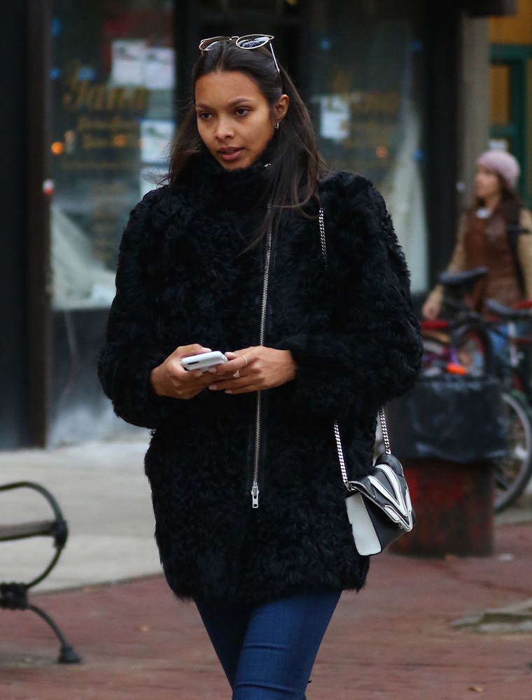 lais-ribeiro-elena-gisellini-felina-bag