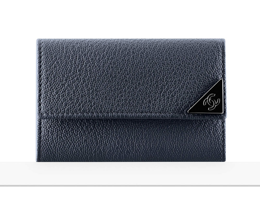 chanel card holder navy blue