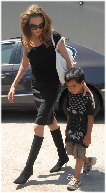 More images of Angie and Maddox below! angelina jolie botkier bag