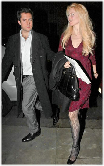 Claudia Schiffer Name That Bag