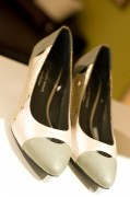 Hayden-Harnett Memphis Pump $328
